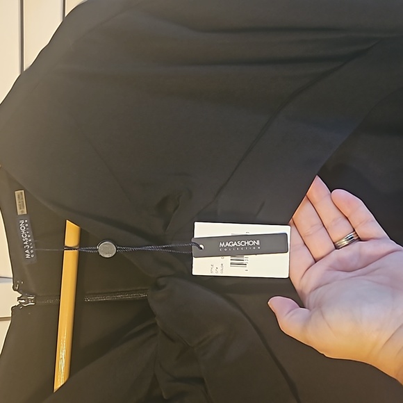 Black Magashoni Dress - Picture 4 of 6